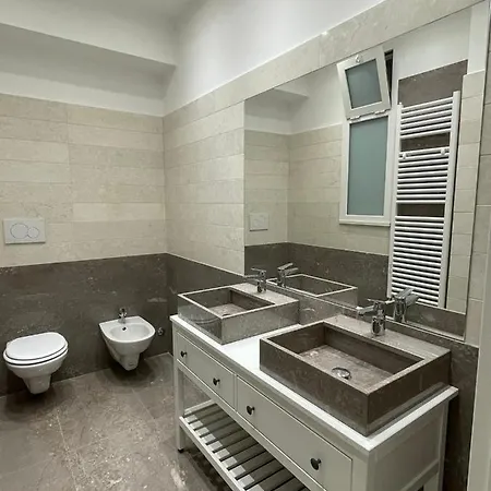 55 In Centro 3* Trani